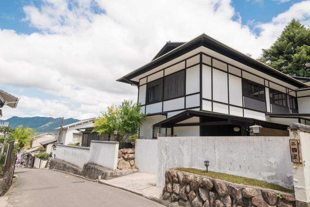 Miyajima Guest House Mikuniya Hatsukaichi Exterior photo