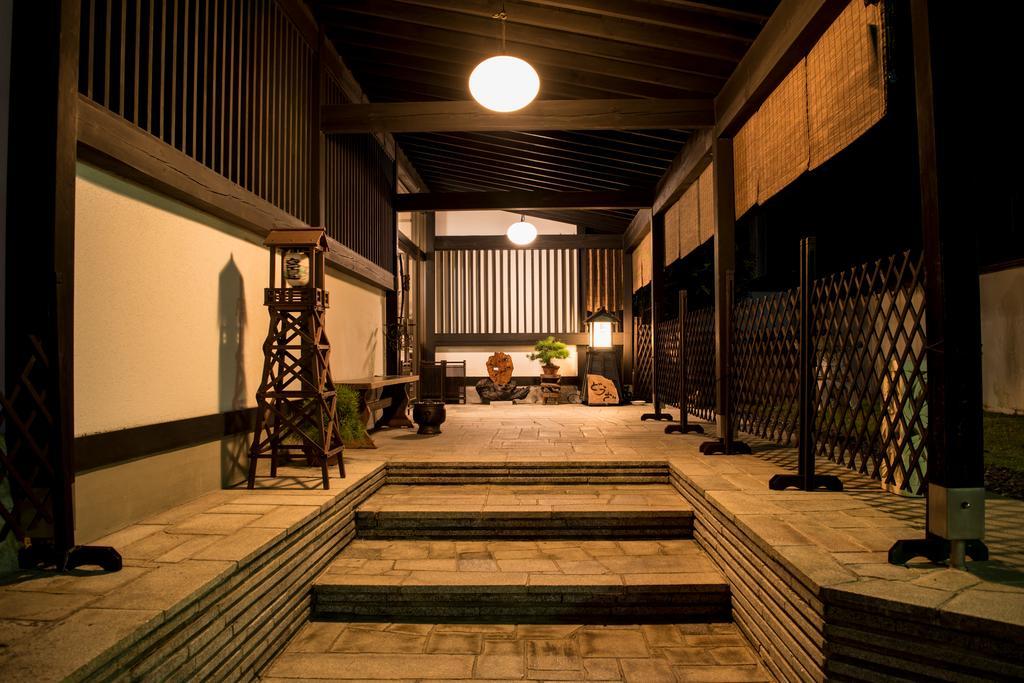 Miyajima Guest House Mikuniya Hatsukaichi Exterior photo